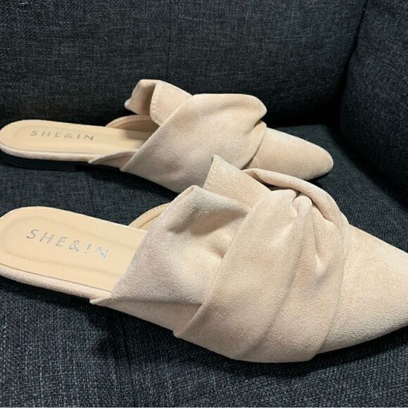 Nude Knoted Mules - Picture 3 of 6